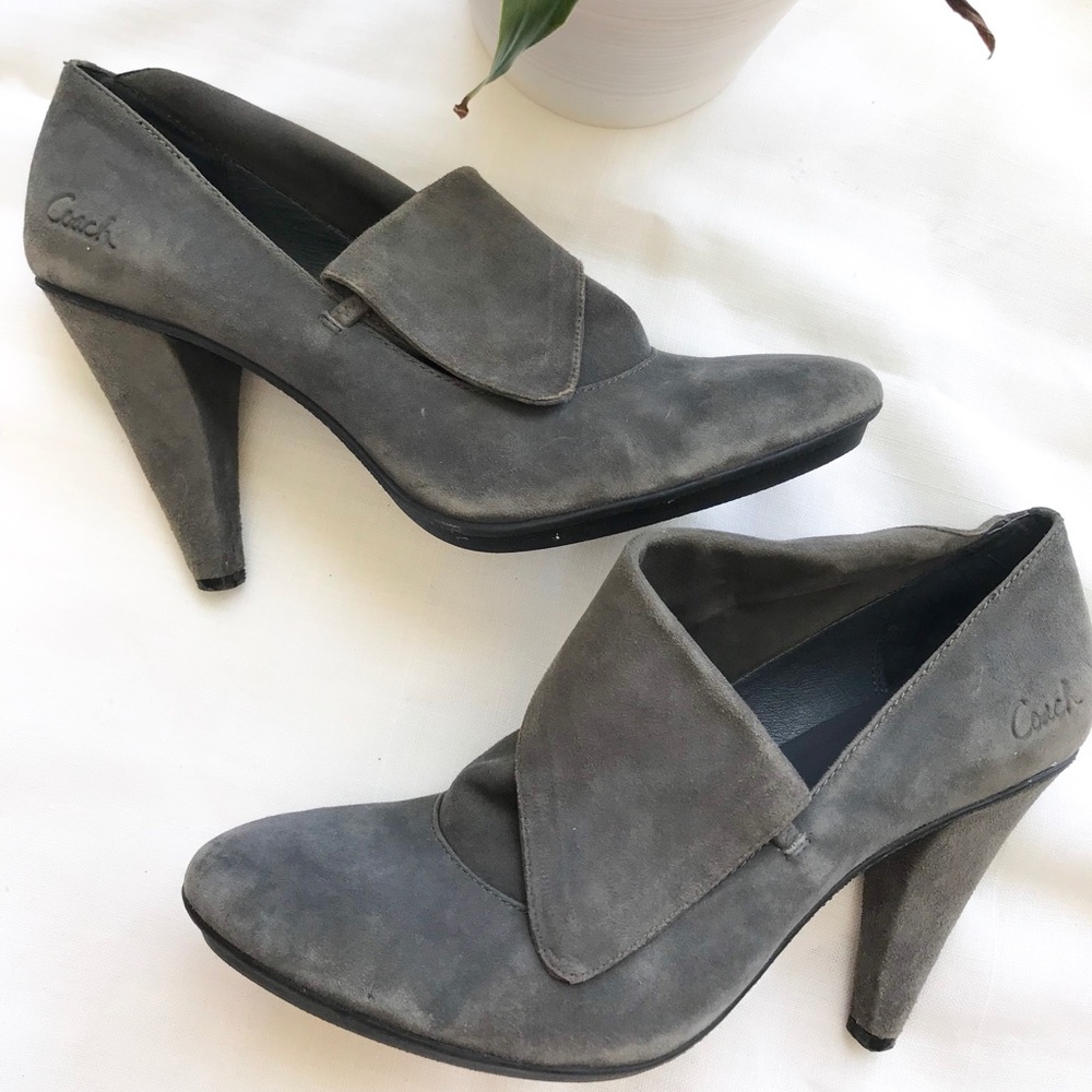 VINTAGE COACH Suede Heels